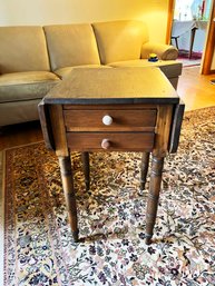 (DEN-39) SWEET LITTLE PRIMITIVE DROP LEAF ACCENT TABLE - TWO DRAWERS - 36' X 27' X 15'