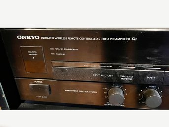 (C-6) VINTAGE ONKYO INFARED WIRELESS REMOTE STEREO PREAMP-MODEL 3200-TURNS ON