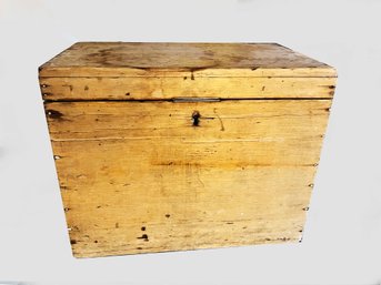 (DEN-55) ANTIQUE WOODEN CHEST-18' X 11' X 14'