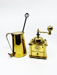 (BAS-29) UNIQUE VINTAGE BRASS GRINDER & PITCHER - 7'-9'