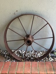 (O) ANTIQUE RUSTY STEEL WAGON WHEEL - 30'