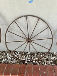 (O) ANTIQUE RUSTY STEEL WAGON WHEEL - THIN FRAME - 30'