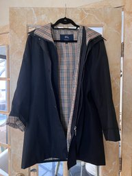 BURBERRY BLACK RAINCOAT WITH HOOD SIZE XL