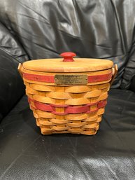 (M-9) VINTAGE 1994 LONGABERGER 'JINGLE BELL BASKET' W/HANDLES & COVER PLUS LOT OF INK STAMPS - 9'