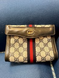 (P-4) VINTAGE GUCCI BAG/MAKEUP POUCH - SHOWS SOME WEAR - 5' BY 7'