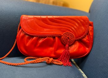 (P-7) VINTAGE RED LEATHER CLUTCH HANDBAG BY BARBARA BOLAN, ITALY - 7' BY 10'