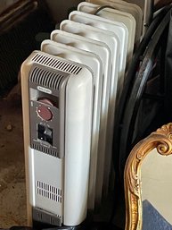 (BAS) WORKING DELONGHI SPACE HEATER
