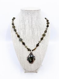 (J-34) VINTAGE STERLING SILVER AND LABRADORITE NECKLACE WITH LABRADORITE BEADS