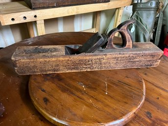 (BC-8) ANTIQUE WOOD PLANE-22' X 3 1/2' X 3'