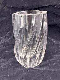 (A-43) VINTAGE HAND BLOWN ANNA EHRNER 'KOSTA BODA' THICK CLEAR CRYSTAL VASE