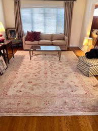 (B-21) LARGE LIVING ROOM AREA RUG IN MUTED SHADES OF RED, BROWN & TAN - 9' BY 12' - NICE CONDITION
