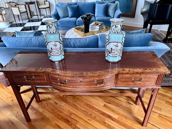 (B-4) VINTAGE SHERRILL -CTH FURNITURE CHIPPENDALE MAHOGANY INLAID CONSOLE TABLE - 56'L BY 17'D BY 30'H