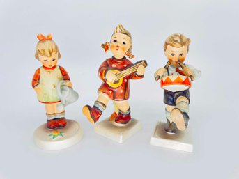 (A-15) VINTAGE LOT OF 3 HUMMEL FIGURINES-#86 'HAPPINESS' 'LITTLE GARDENER' 'LITTLE DRUMMER'-WEST GERMANY