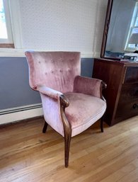 (UP) VINTAGE PINK VELVET UPHOLSTERED ARMCHAIR - 39'H BY 26'W BY 18' SEAT HEIGHT