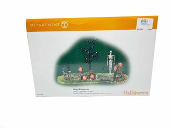 (Z-99) VINTAGE DEPT 56 HALLOWEEN-VILLAGE ACCESSORIES-'CREEPY LIGHTED FRONT YARD' ORIGINAL BOX