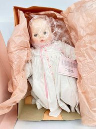 (Z-101) VINTAGE MADAME ALEXANDER 1960'S VICTORIA 18' ORIGINAL CRIER BABY DOLL-SEE FILM ON EYES-ORIGINAL BOX