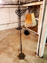 (BAS-2) ANTIQUE CAST IRON STANDING FLOOR LAMP-19' X 11' X 61'-BASEMENT