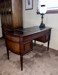 (UP) BEAUTIFUL VINTAGE FRENCH PROVINCIAL WRITING DESK WITH LEATHER TOP - DRAWER PULL NEEDS TO BE RE-ATTACHED