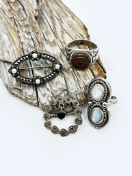 (A-91) GROUP OF 4 STERLING SILVER JEWELRY PIECES - 2 MARCASITE PINS, DOUBLE STONE RING & SIGNET RING-dwt 17.86