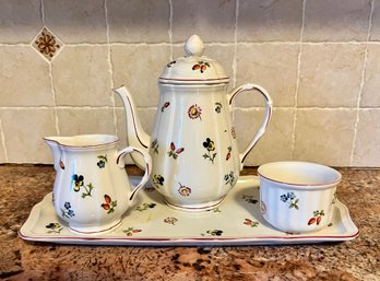 (K) VILLEROY & BOCH 'PETITE FLEUR' COFFE / TEA SET WITH 10' COFFEE POT, CREAMER, SUGAR & TRAY