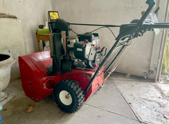 (LOWGAR) TORO POWER MAX 726OE SNOW BLOWER - WORKING