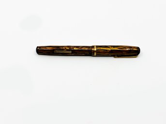 (J-12) VINTAGE WEAREVER FOUNTAIN PEN-CELLULOID-BROWN TONES-UNTESTED-AS IS