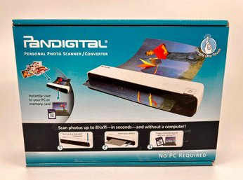 (A-22) PANDIGITAL PERSONAL PHOTO SCANNER / CONVERTER NEVER USED, IN BOX