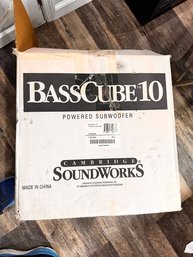 (A-70) WORKING CAMBRIDGE SOUNDWORKS 'BASS CUBE 10 POWERED SUB WOOFER'
