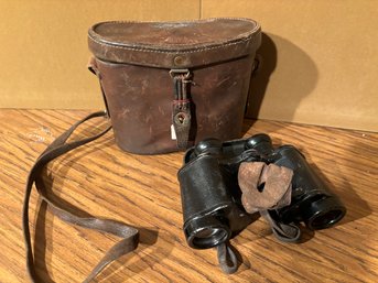 (B1-39) VINTAGE 'HENSOLDT, WETZLER' 6X30 WWII 1942 MILITARY BINOCULARS MODEL 539178 - WITH LEATHER CASE