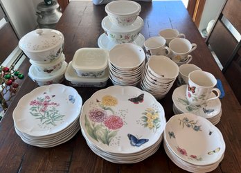 LENOX CHINA 'BUTTERFLY MEADOW' EIGHT 7 PIECE PLACE SETTINGS PLUS 5 STORAGE CONTAINERS & COVERED CASSEROLE