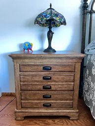 (BR2) PAIR OF THOMASVILLE TWO DRAWER NIGHT STANDS - BEAUTIFUL QUALITY PIECES - 32' BY 19' BY 30'