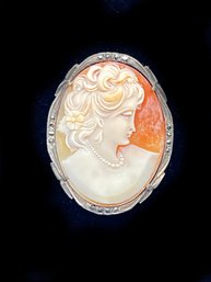 (A-19) VINTAGE/ANTIQUE 800 SILVER SHELL AND CAMEO BROOCH/PIN-4.05 DWT
