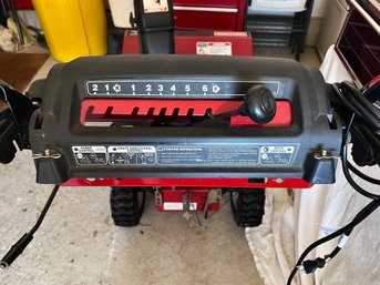 (GAR) CRAFTSMAN 24' SNOWBLOWER MODEL 88957, 4 CYCLE 179bcc OHV - WORKING & MAINTAINED CONDITION