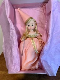 (Z-104) VINTAGE MADAM ALEXANDER DOLL IN BOX - 'FAIRY GODMOTHER' #1551 - 14'