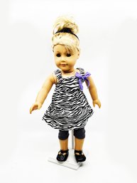 (A33) AMERICAN GIRL DOLL 'MARYELLEN?'- BLACK & WHITE OUTFIT- STAND NOT INCLUDED