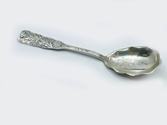 (J-52) BEAUTIFUL ANTIQUE STERLING SILVER SERVING SPOON-18.5 DWT