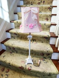 (A68) PRETTY PINK GIRLS ROOM LAMP-FLOWERS-APPROX. 33' TALL-MISSING PRISMS