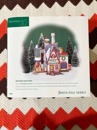 (Z-49) VINTAGE DEPT 56 NORTH POLE SERIES-'REAL PLASTIC SNOW FACTORY'-ORIGINAL BOX