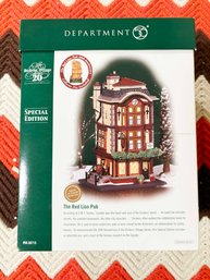 (Z-52) VINTAGE DEPT 56 NORTH POLE SERIES-'THE RED LION PUB'-ORIGINAL BOX