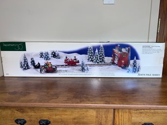 (ZZ-87) DEPT. 56 NORTH POLE SERIES 'LOADING THE SLEIGH' -WITH BOX - NEW OLD STOCK
