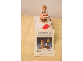 A-23 GOEBEL/HUMMEL FIGURINE WITH BOX '-SHOW OFF'- GIRL WITH BIRTHDAY CAKE