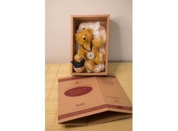 A-12 STEIFF CLUB PICKNICK- BAR 1997 GOLDBLOND GROWLING TEDDY WITH BASKET