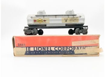 (86) LIONEL POSTWAR 0 GAUGE SUNOCO TWO DOME TANK CAR #2465 IN ORIGINAL BOX