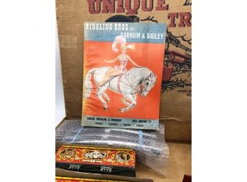 (151) VINATGE TIN TRAIN SET-BY UNIQUE MFG CO.-CIRCUS TRAIN W/SIGNED PROGRAM-BOX SAYS #1951