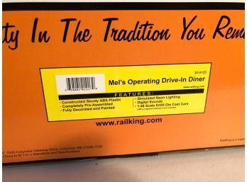 (116) RAIL KING-MEL'S OPERATING DRIVE THRU DINER-NEW IN BOX