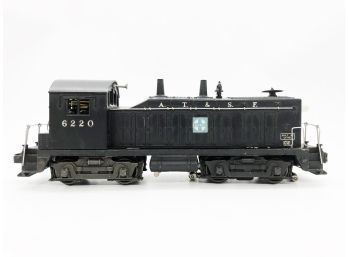 (134) Postwar Lionel Diesel Switcher-#6220 Santa Fe W/bell