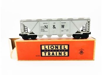 (85) LIONEL POSTWAR-#6446-NORFOLK AND WESTERN CEMENT CAR-IN ORIGINAL BOX-0 GAUGE