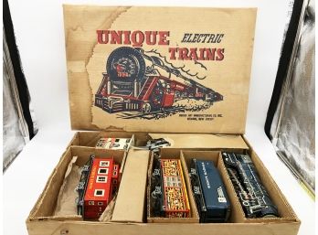 (146) RARE UNIQUE ART MFG. CO. TRAIN SET-#1952-ENGINE #1950 TIN LITHO ORIGINAL BOX