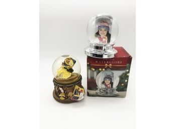 (135) LOT OF 2 SNOW GLOBES-1 MUSICAL SNOW GLOBE 'BEAUTY AND THE BEAST & 1 PHOTO GLOBE NIB