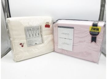 (122) LOT OF 2 NEW IN BOX ITEMS-VINTAGE GARDEN EMBROIDERED FLEECE THROW & TOMMY HILFIGER FLANNEL SHEET SET